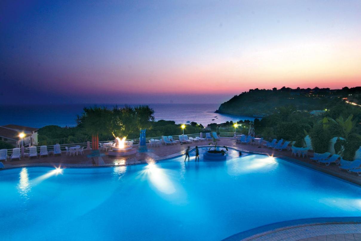 Residence Villaggio Smedile Капо-Ватикано Экстерьер фото