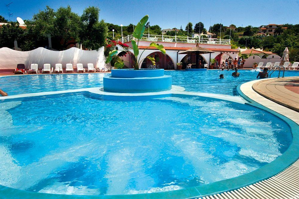 Residence Villaggio Smedile Капо-Ватикано Экстерьер фото