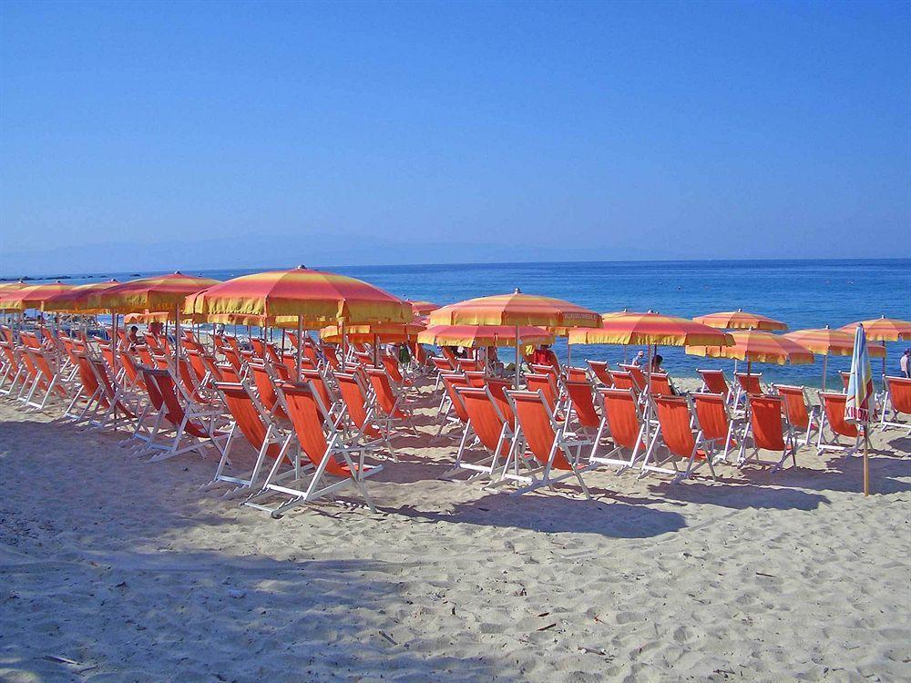 Residence Villaggio Smedile Капо-Ватикано Экстерьер фото